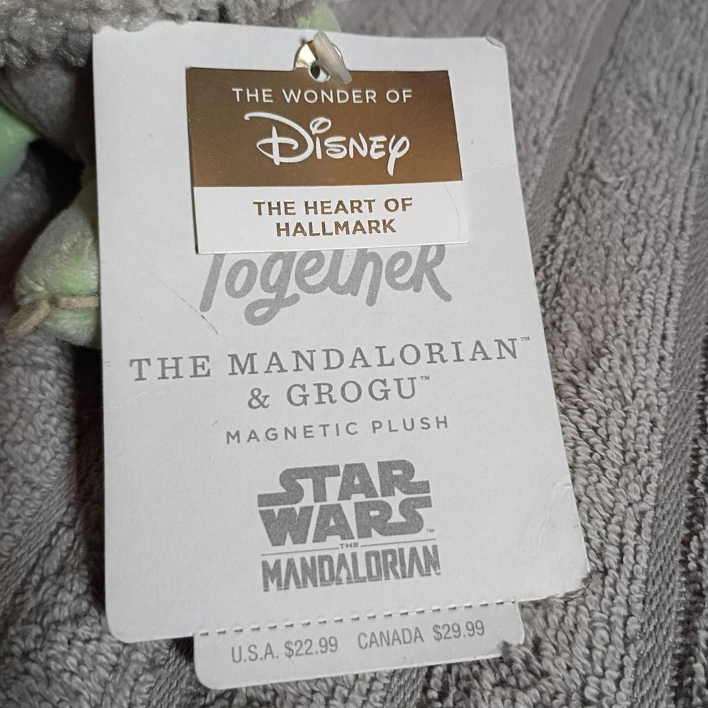 Hallmark Star Wars The Mandalorian Grogu Magnetic Plush Better Together Disney - Picture 3 of 4